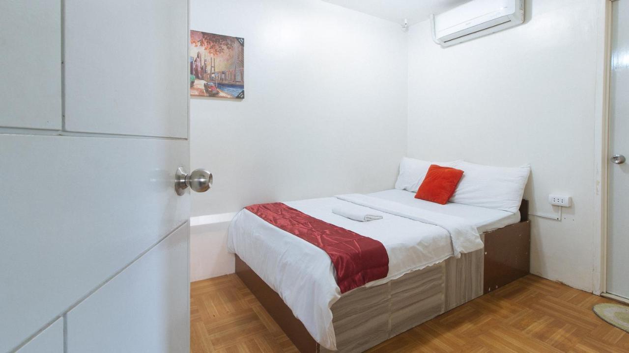Nearest Hostel Pasay City By Reddoorz Buitenkant foto