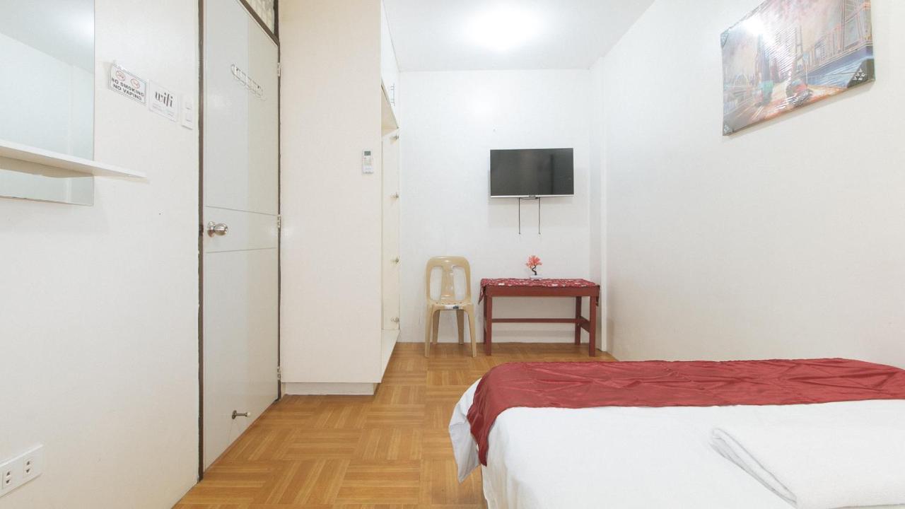 Nearest Hostel Pasay City By Reddoorz Buitenkant foto